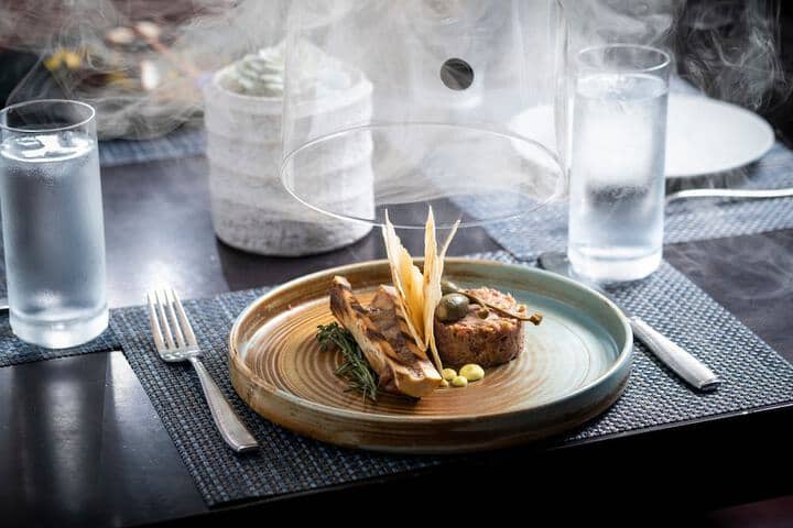 Dining 63 of 86